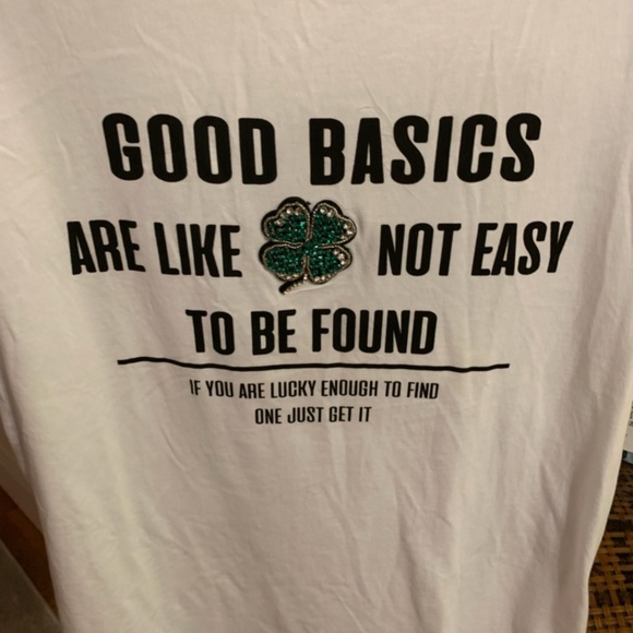 Zara Good basics like shamrock Tee - Picture 1 of 2
